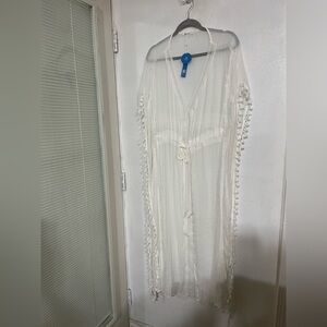 Cupshe Long Lightweight, Beach, cover Up Swim, size L White Tunic, Afghan